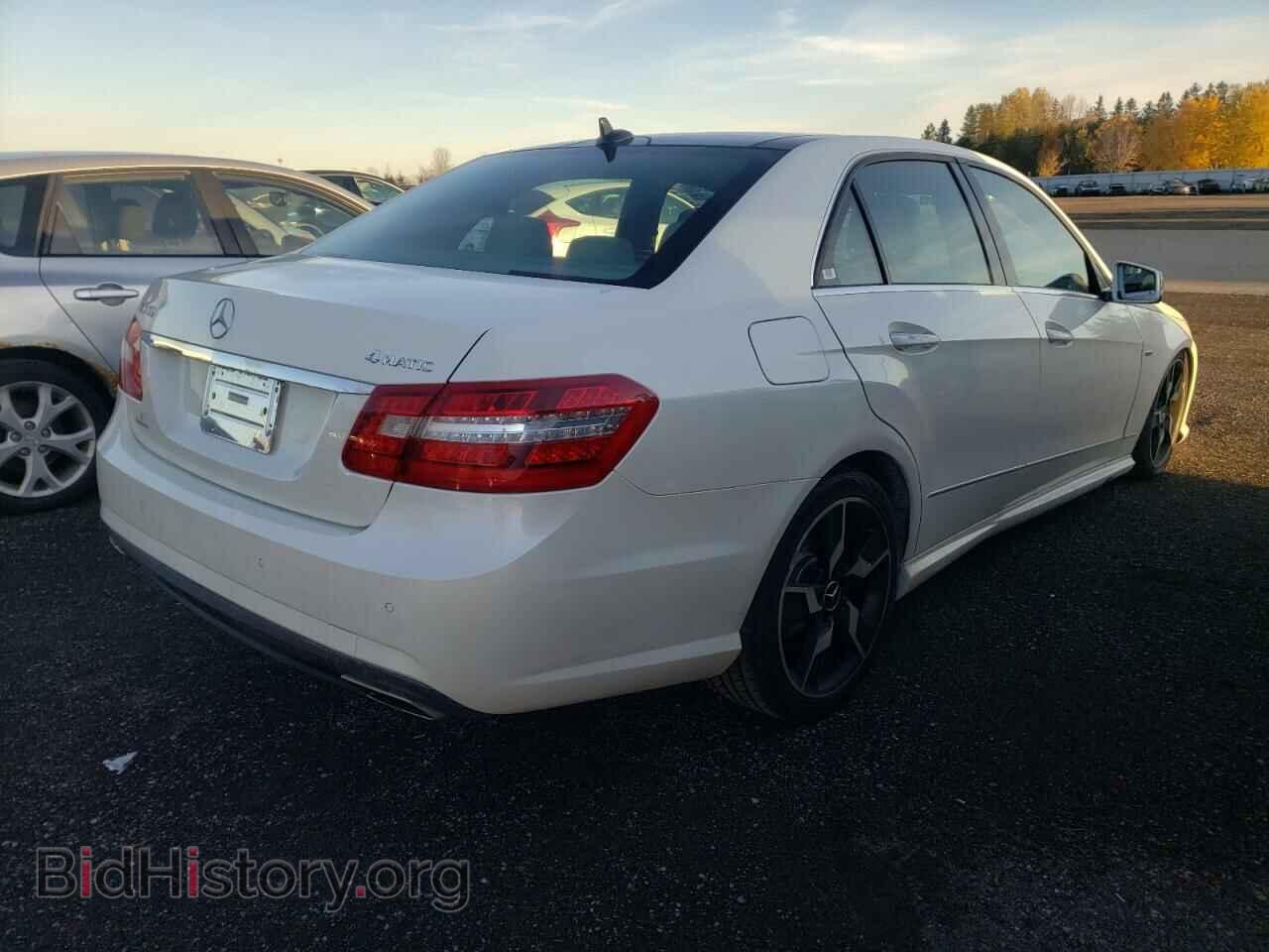 2012 MERCEDES-BENZ E-CLASS - VIN: WDDHF9BB9CA573021 - Photo 4
