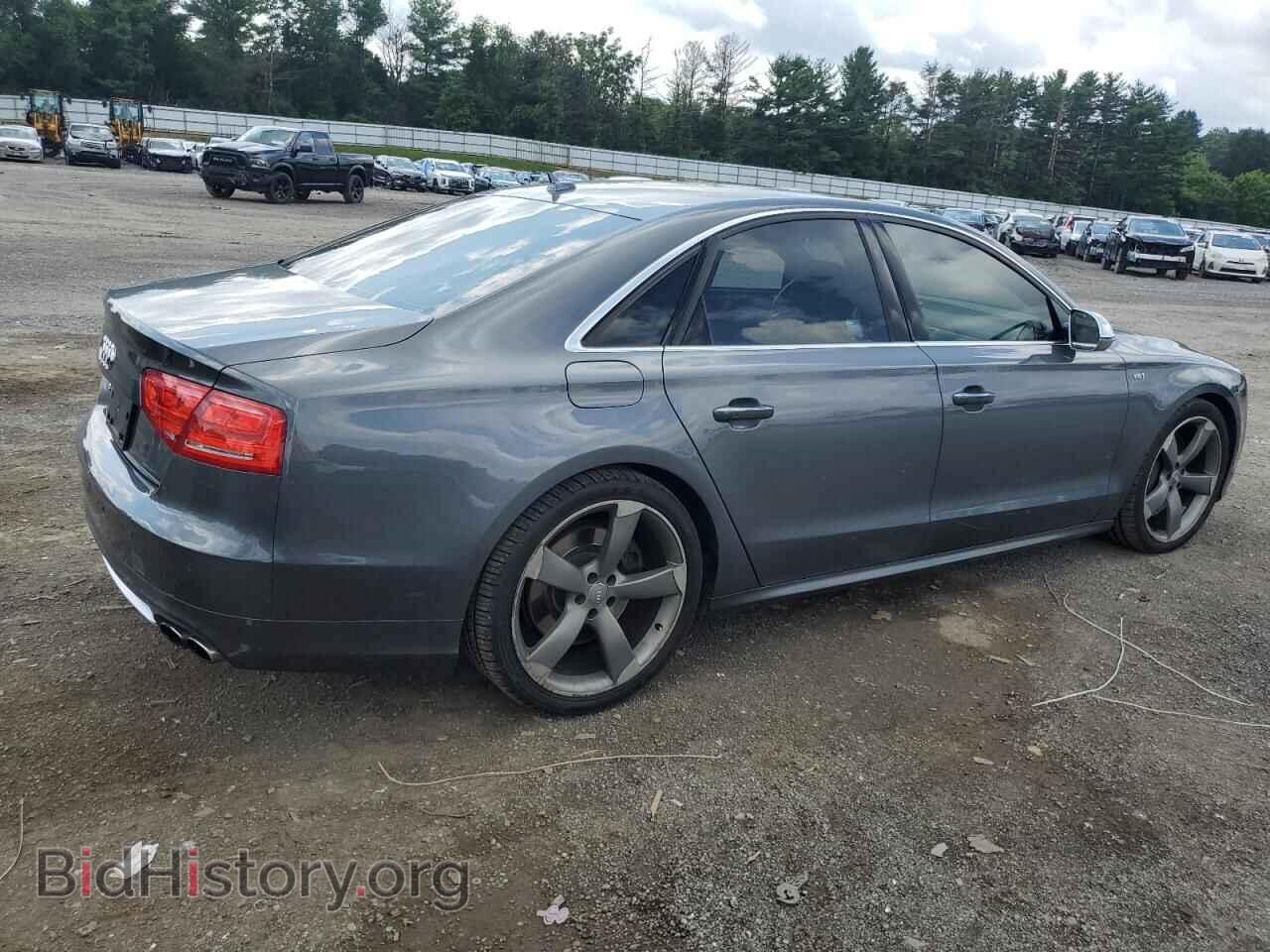 2013 AUDI S8 - VIN: WAUD2AFD6DN018195 - Photo 3