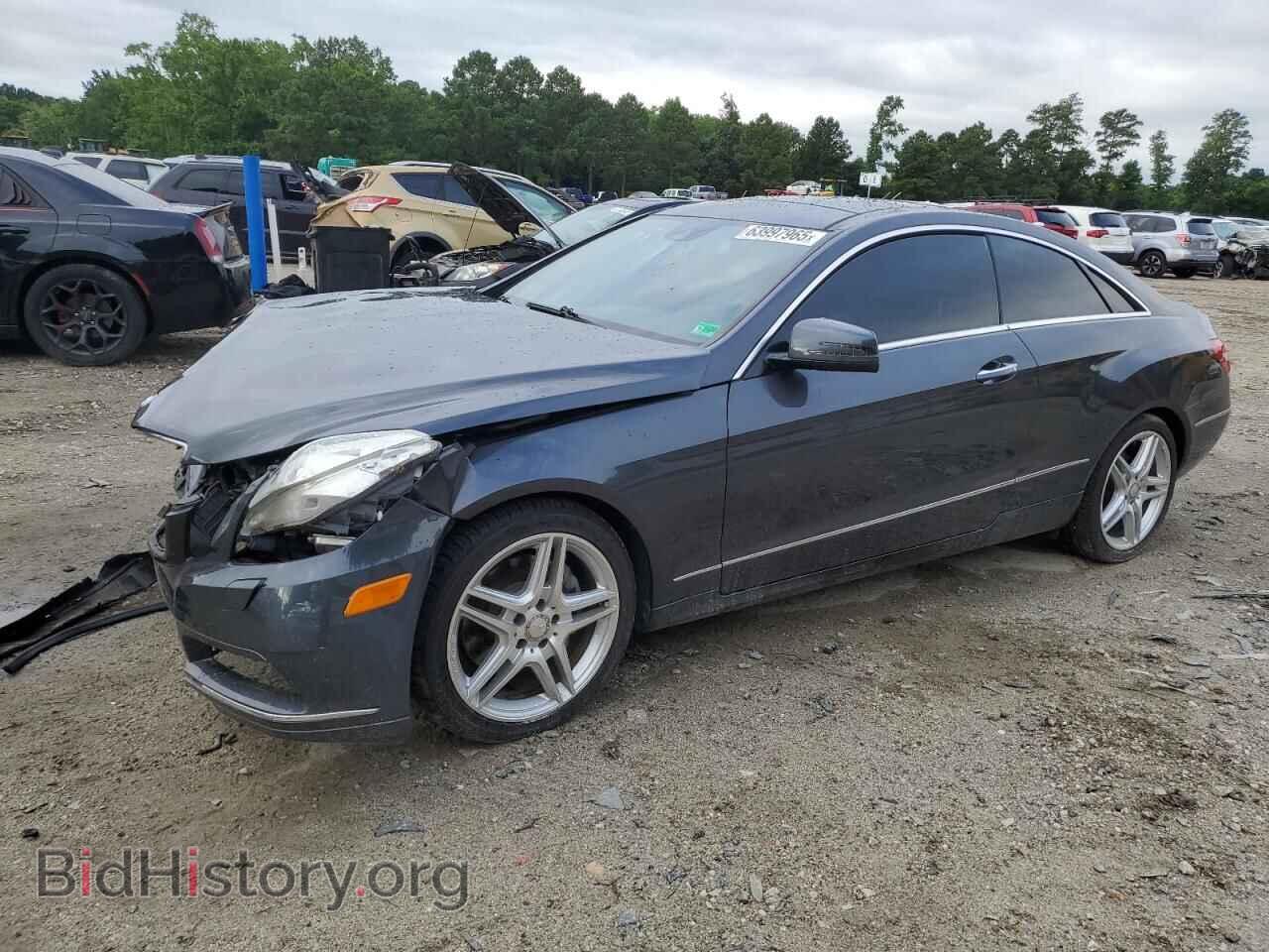 Photo WDDKJ5GB6BF079657 - MERCEDES-BENZ E-CLASS 2011
