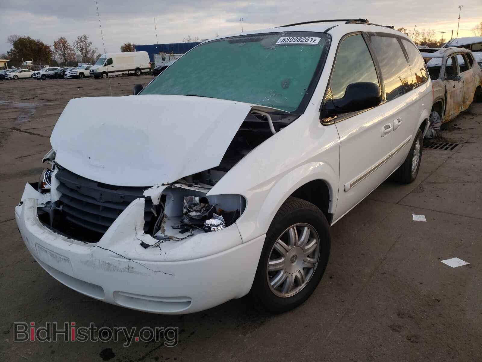 2006 CHRYSLER MINIVAN - VIN: 2A8GP54L96R924553 - Фото 2
