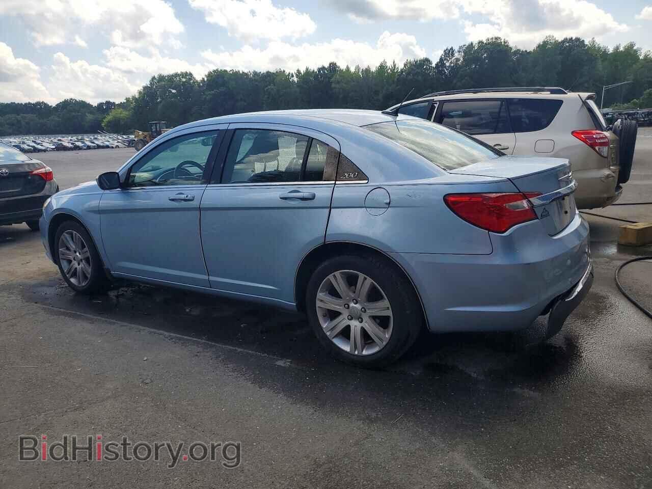 2013 CHRYSLER 200 - VIN: 1C3CCBBBXDN546929 - Photo 2