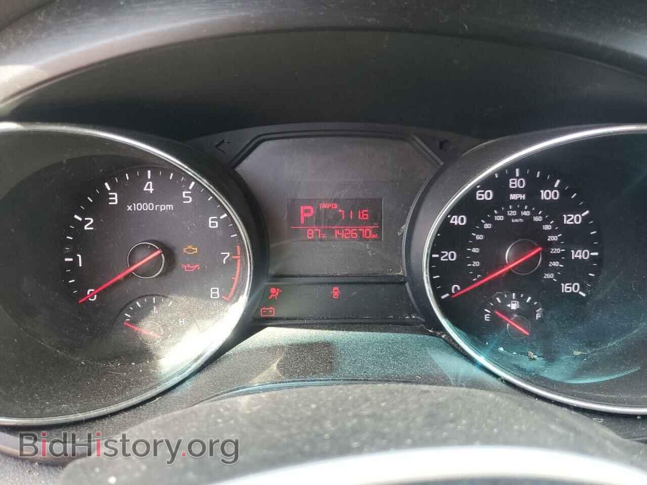 2016 KIA All Models - VIN: KNDMB5C17G6185832 - Фото 9