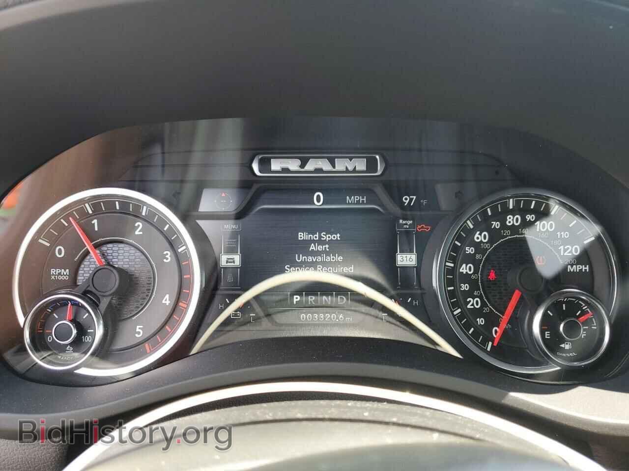 2024 RAM 2500 - VIN: 3C6UR5NL5RG252141 - Фото 9