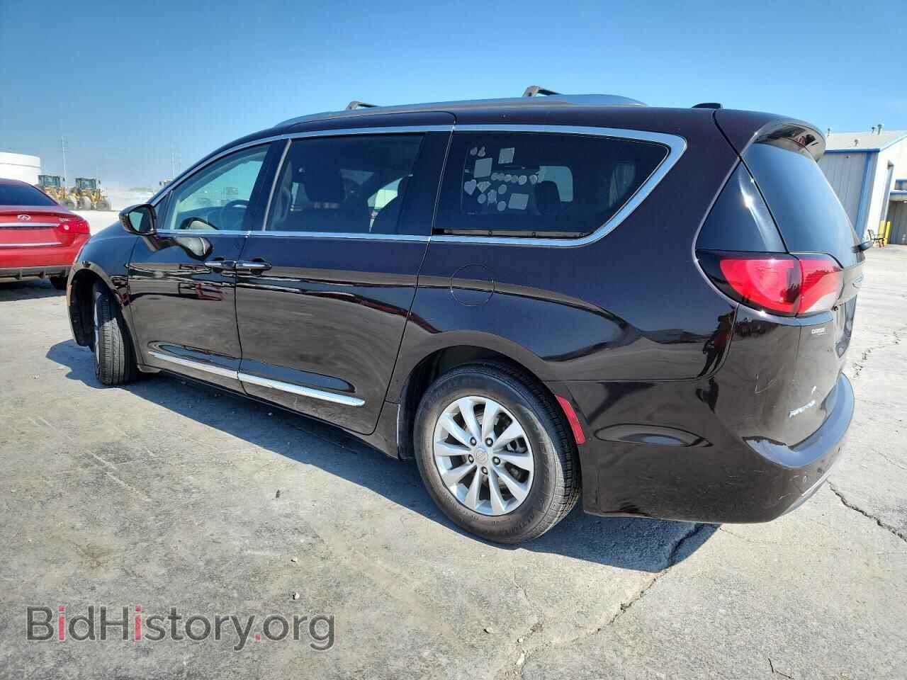 2018 CHRYSLER PACIFICA - VIN: 2C4RC1BGXJR124153 - Фото 2