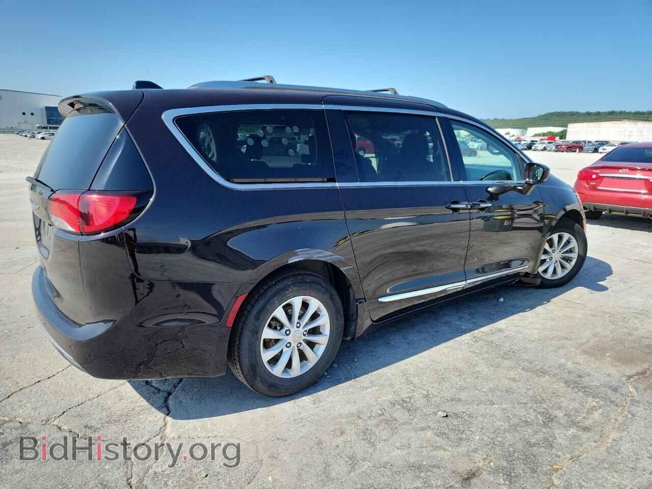 2018 CHRYSLER PACIFICA - VIN: 2C4RC1BGXJR124153 - Фото 3