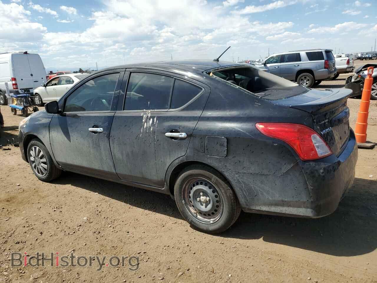 2019 NISSAN VERSA - VIN: 3N1CN7AP3KL840415 - Фото 2