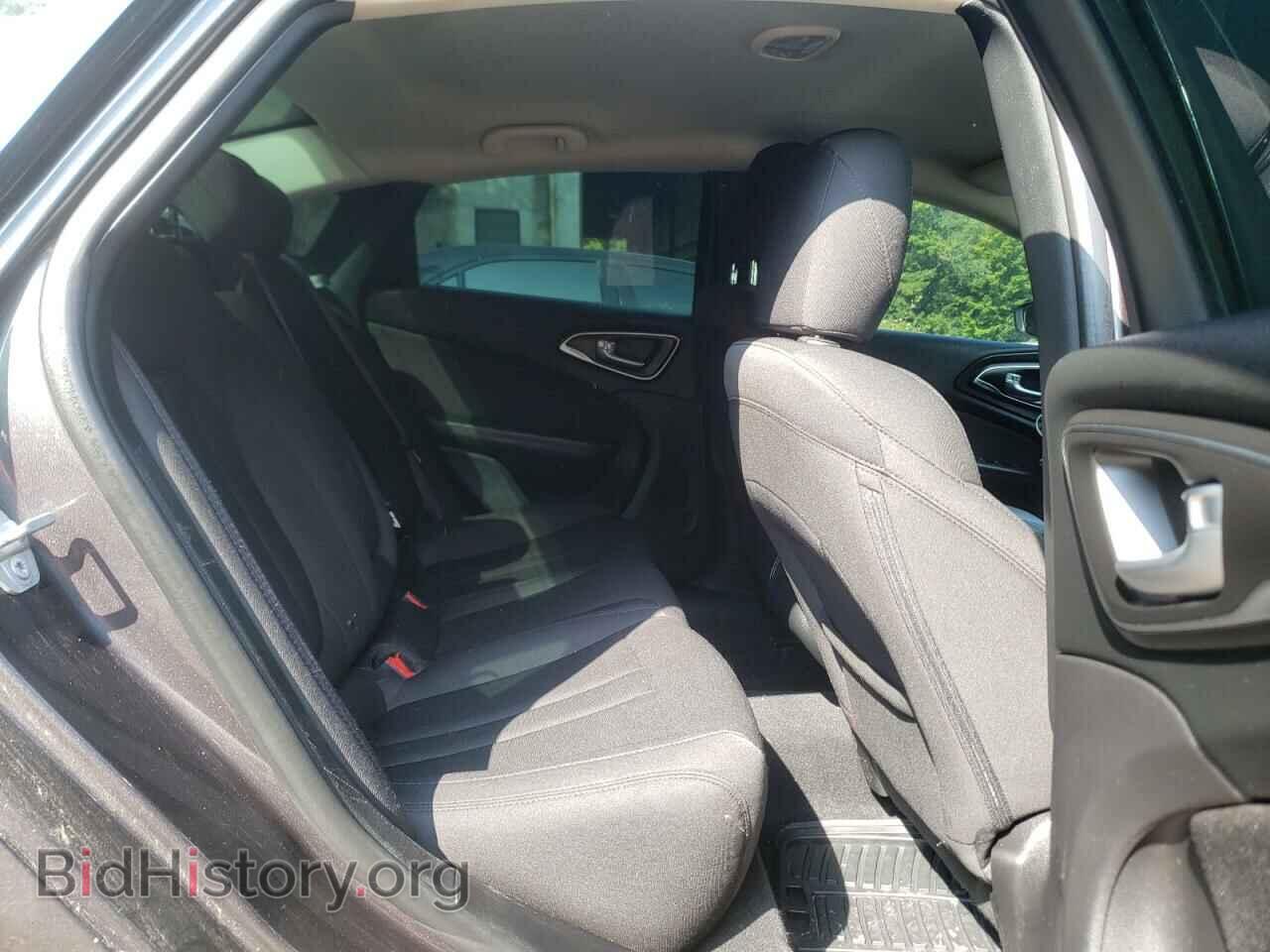 2016 CHRYSLER 200 - VIN: 1C3CCCFB8GN187889 - Фото 10