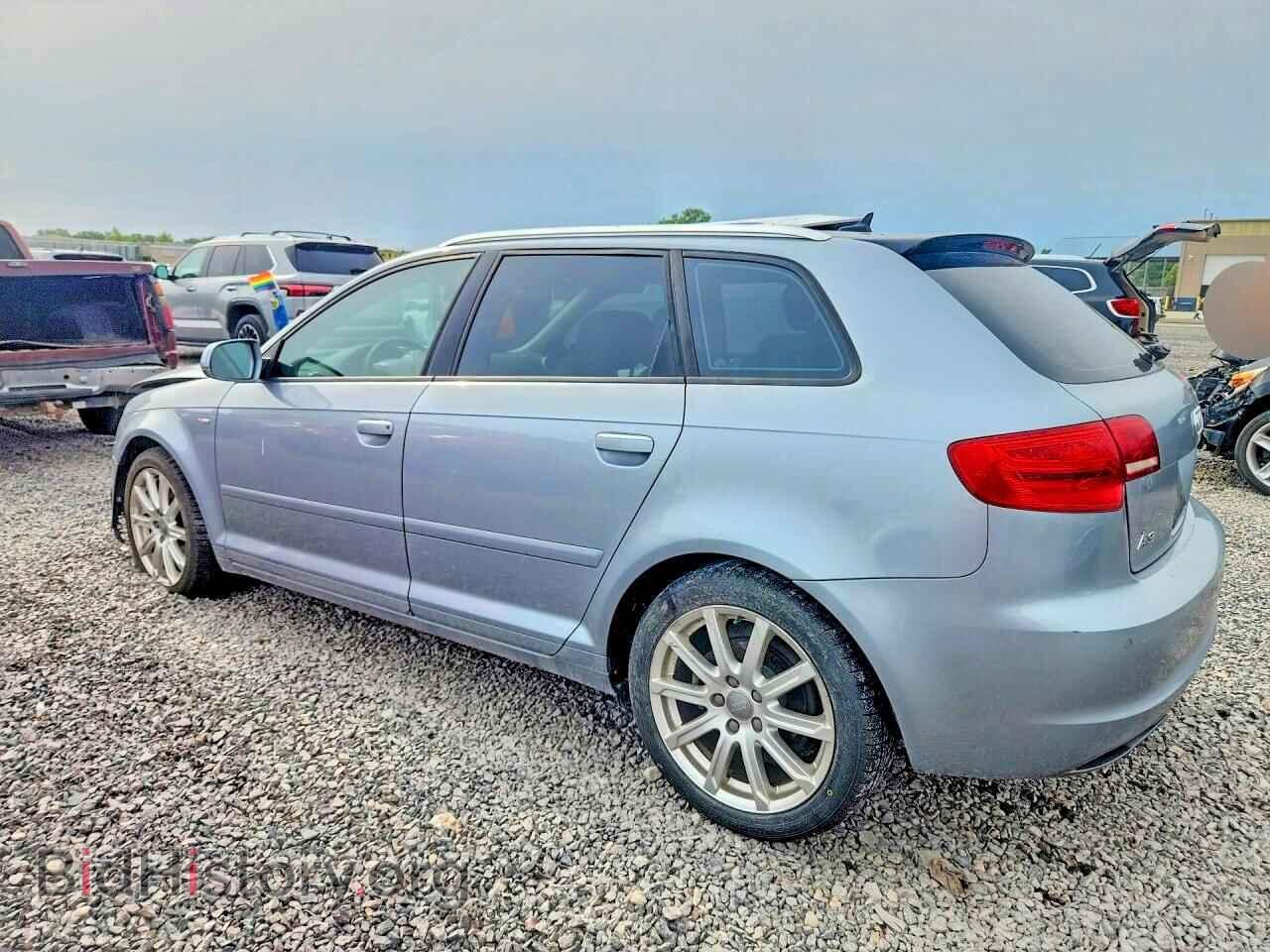 2011 AUDI A3 - VIN: WAUKJAFM0BA031720 - Photo 2