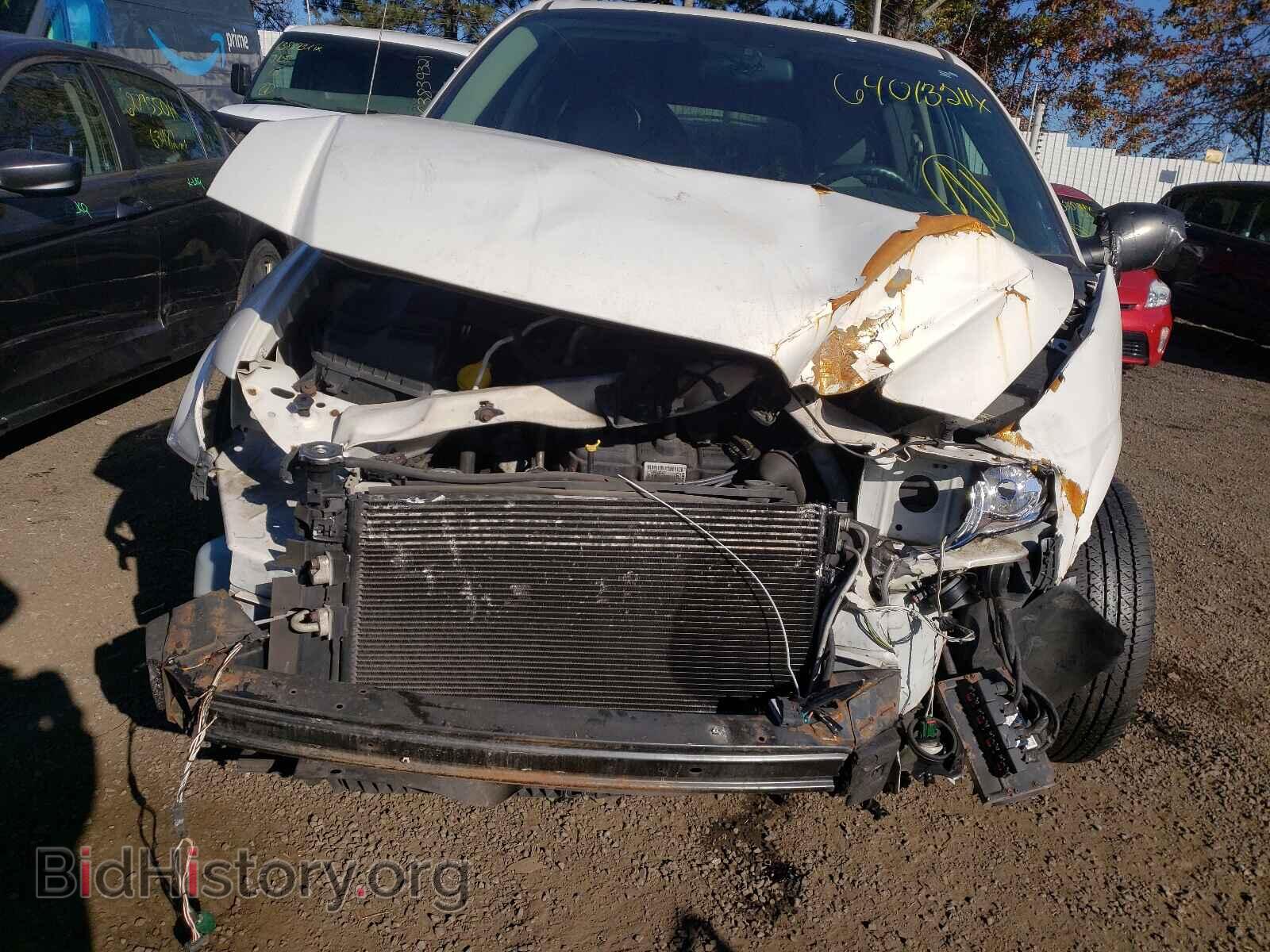 2006 CHRYSLER MINIVAN - VIN: 2A8GP54LX6R845019 - Фото 9