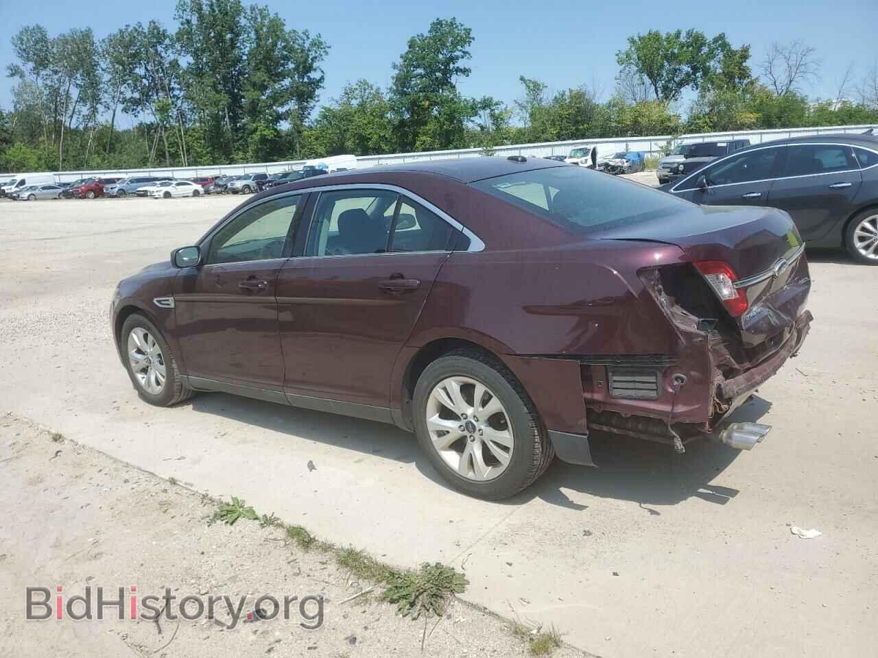 2011 FORD TAURUS - VIN: 1FAHP2EW9BG136327 - Фото 2