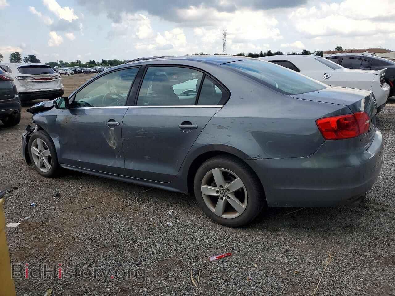 2014 VOLKSWAGEN JETTA - VIN: 3VWDL7AJ2EM357724 - Фото 2