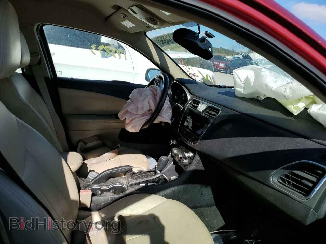 2012 CHRYSLER 200 - VIN: 1C3CCBBB7CN302573 - Фото 5