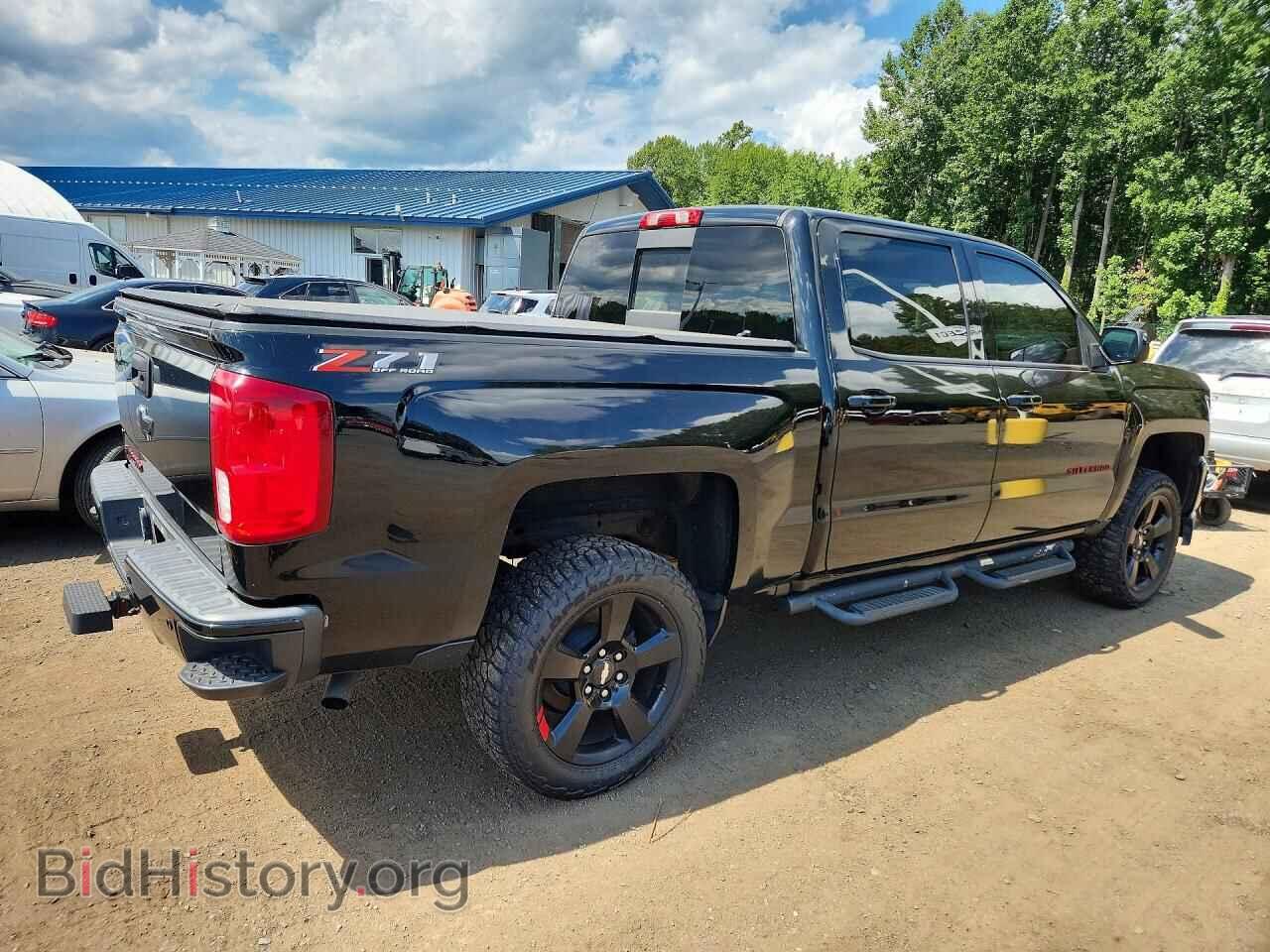 2018 CHEVROLET SILVERADO - VIN: 3GCUKSEC6JG206365 - Фото 3
