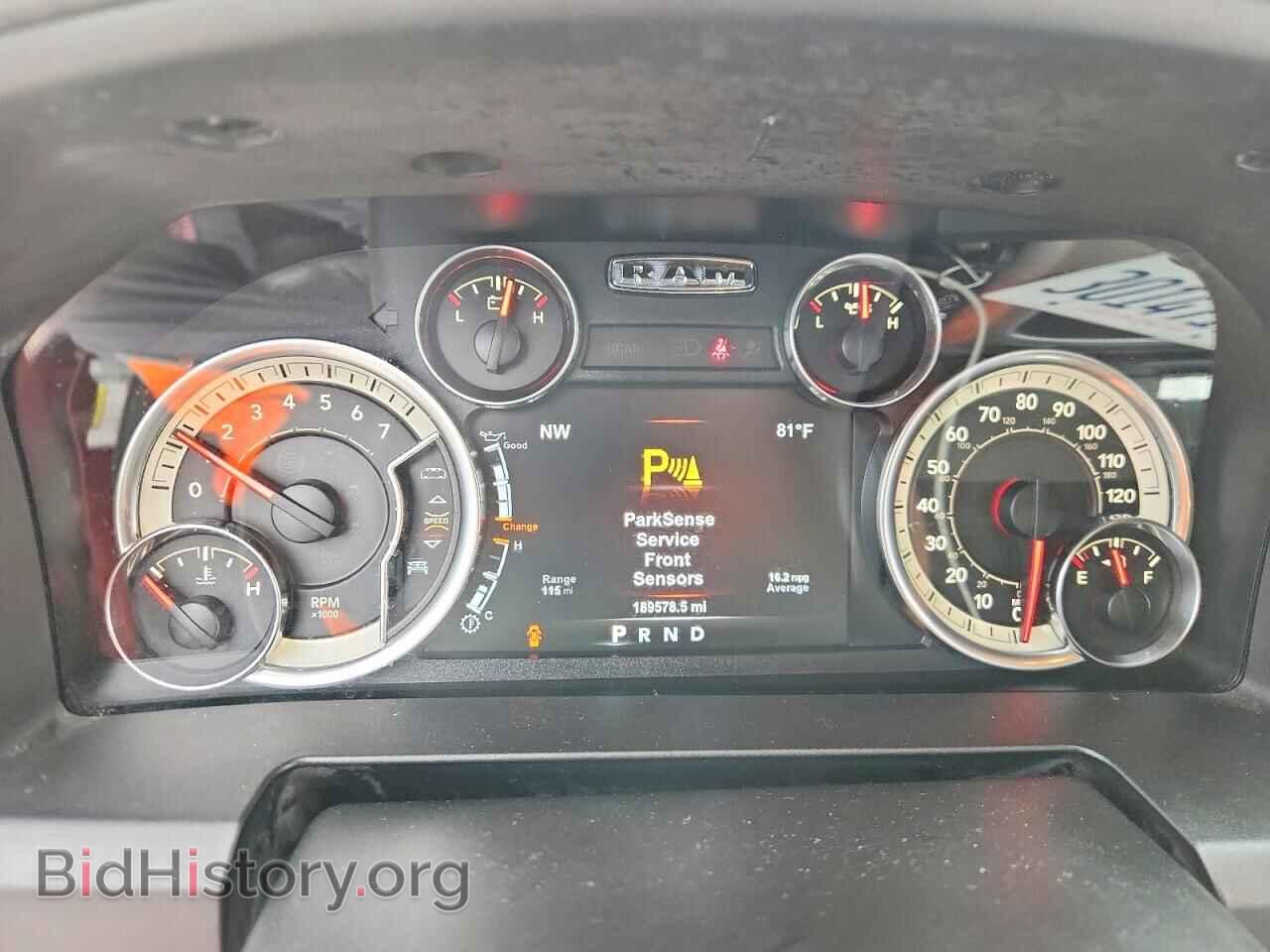 2018 RAM 1500 - VIN: 3C6RR7LT5JG266145 - Фото 9
