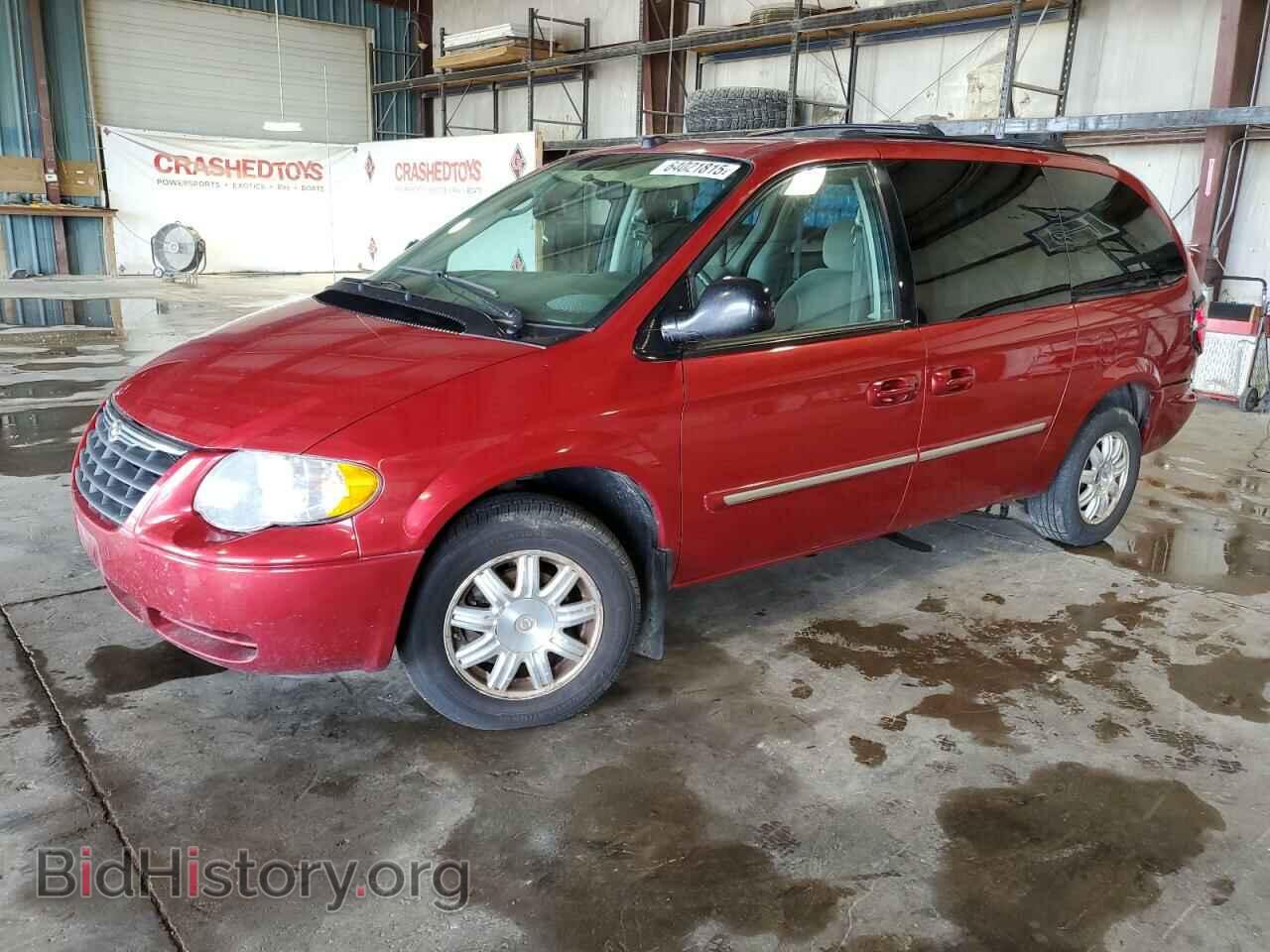 Photo 2C4GP54L45R575386 - CHRYSLER MINIVAN 2005