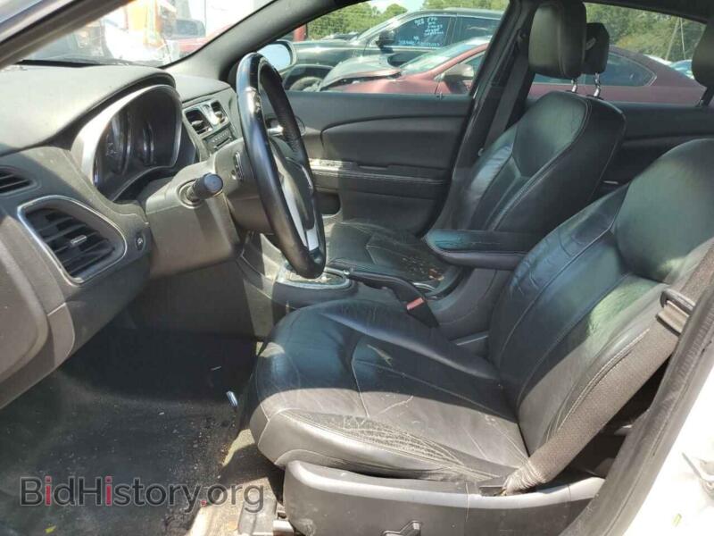 2013 Chrysler 200 (VIN 1C3CCBCG7DN579249) — фото 7 из 12