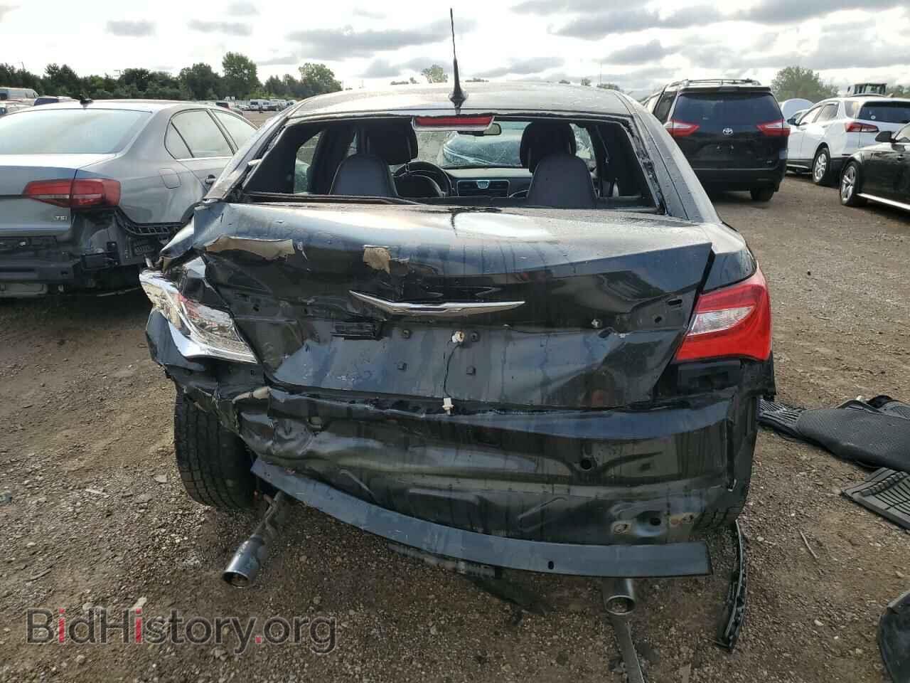 2011 CHRYSLER 200 - VIN: 1C3BC2FG8BN517797 - Фото 6