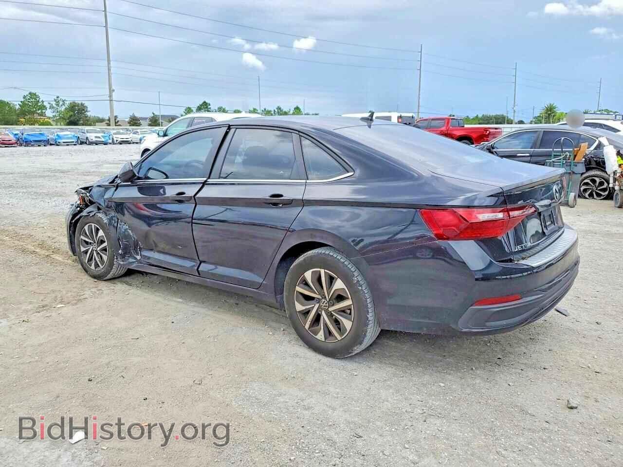 2024 VOLKSWAGEN JETTA - VIN: 3VW5M7BU1RM063473 - Photo 2