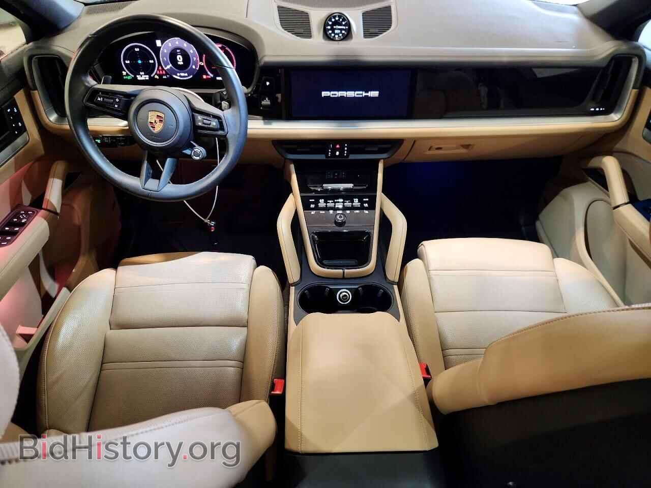 2024 PORSCHE CAYENNE - VIN: WP1BA2AY0RDA54635 - Photo 8
