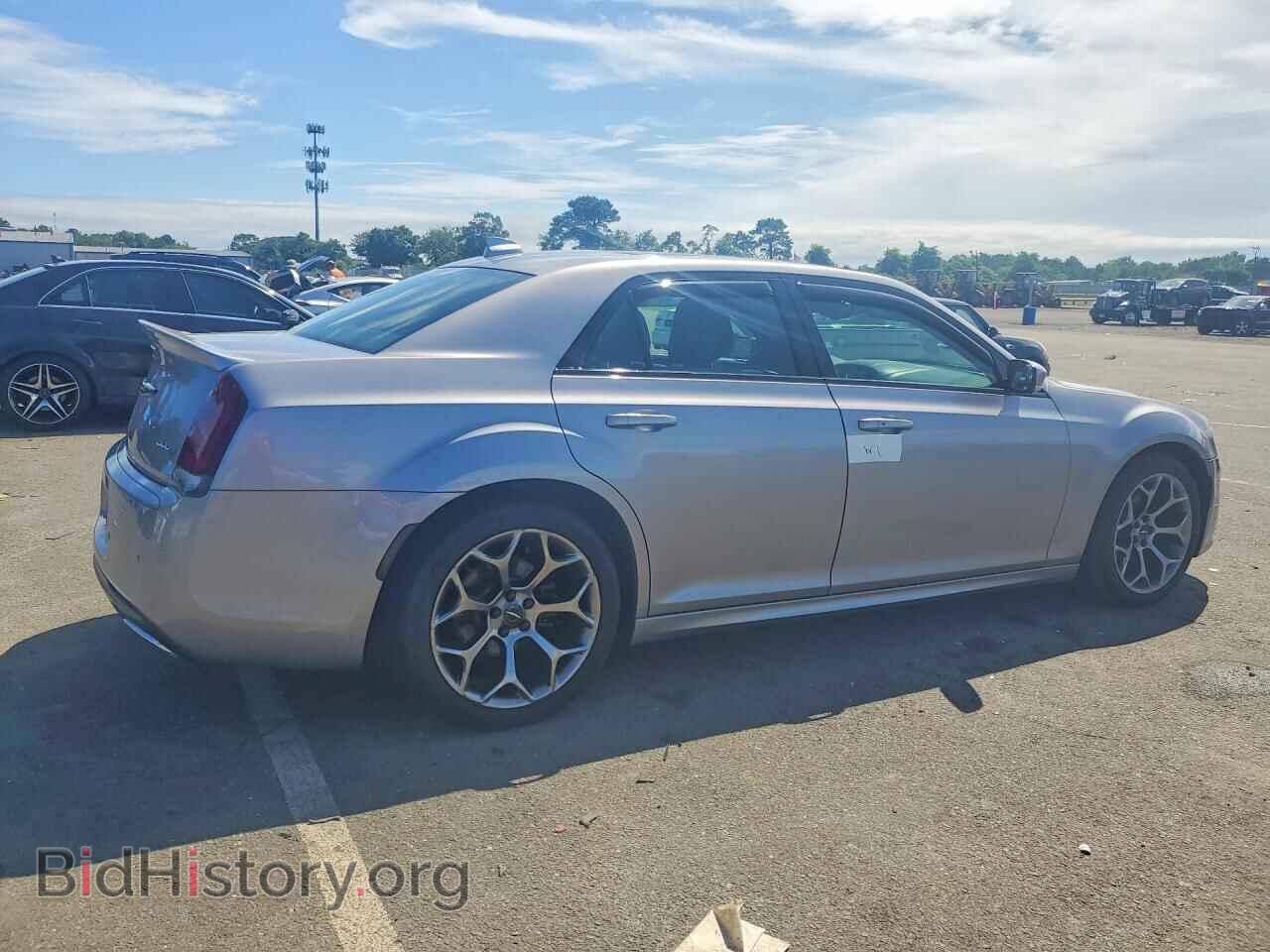 2018 CHRYSLER 300 - VIN: 2C3CCABG4JH266661 - Фото 3