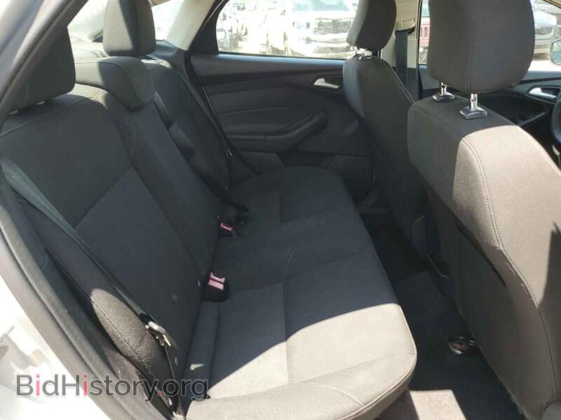 2015 Ford FOCUS (VIN 1FADP3F23FL279738) — фото 10 из 14