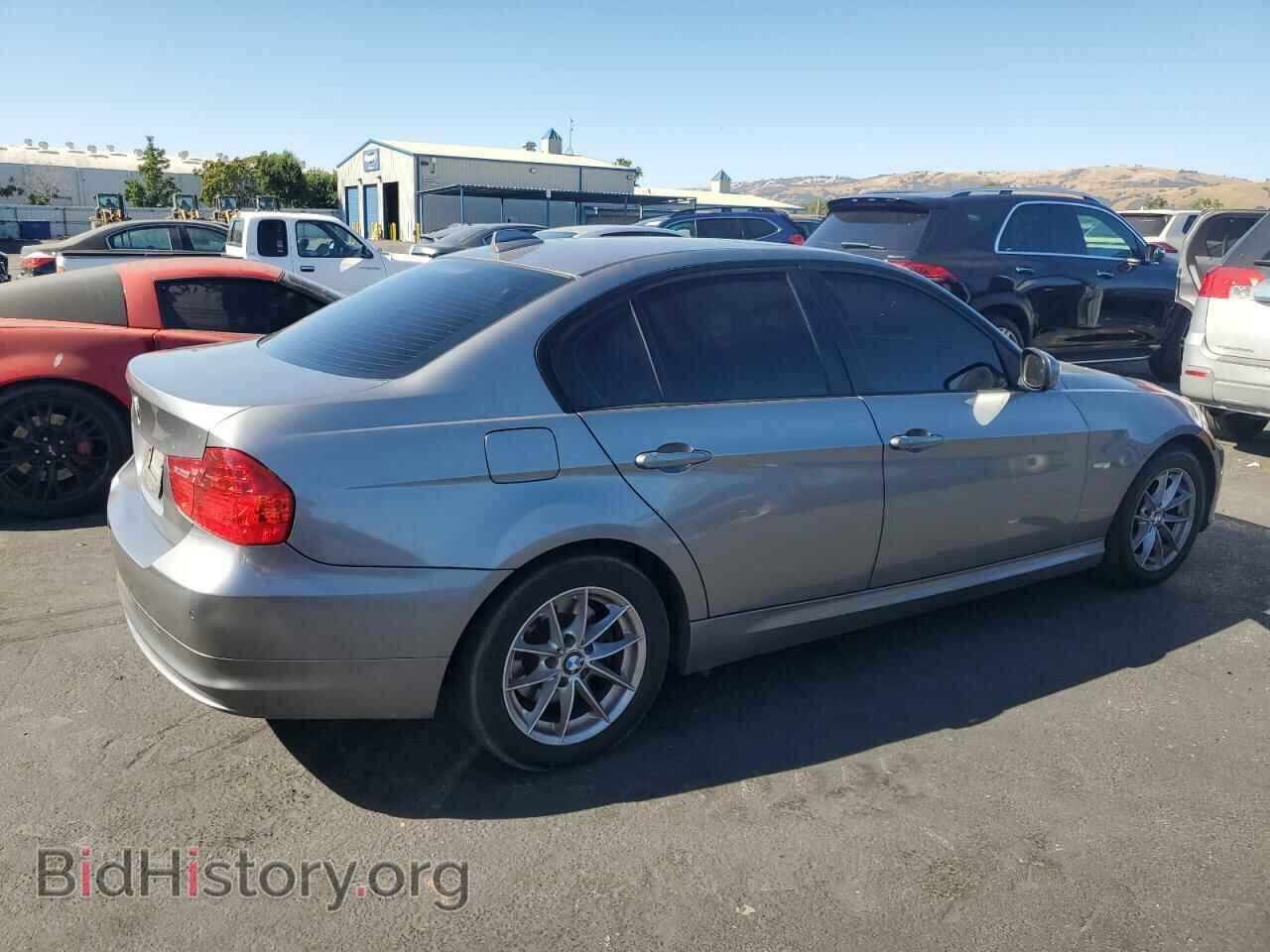 2010 BMW 3 SERIES - VIN: WBAPH5C52AA439933 - Фото 3