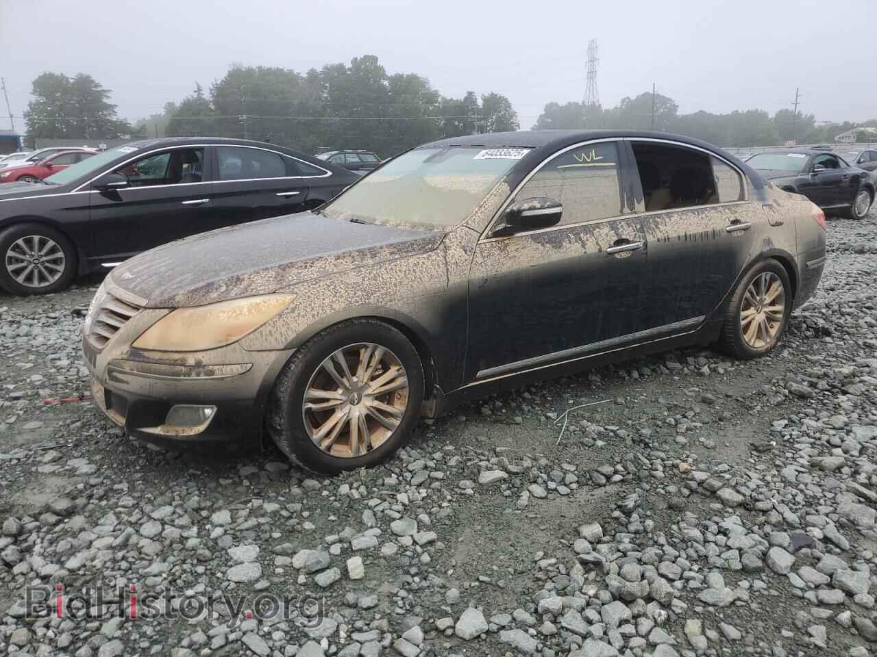 Photo KMHGC4DF5BU139656 - HYUNDAI GENESIS 2011