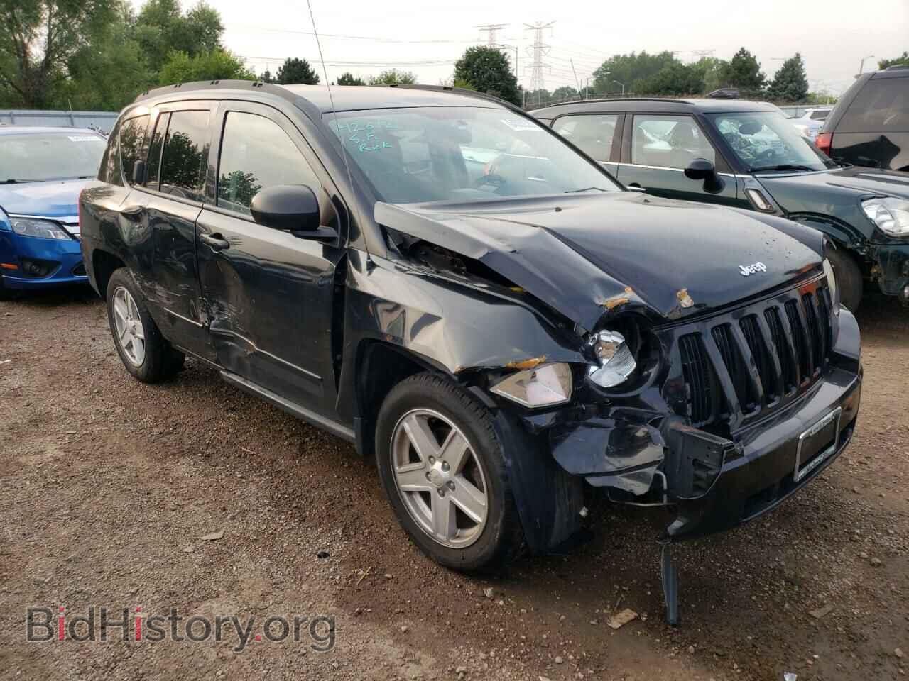 2010 JEEP COMPASS - VIN: 1J4NT4FB6AD537814 - Photo 4