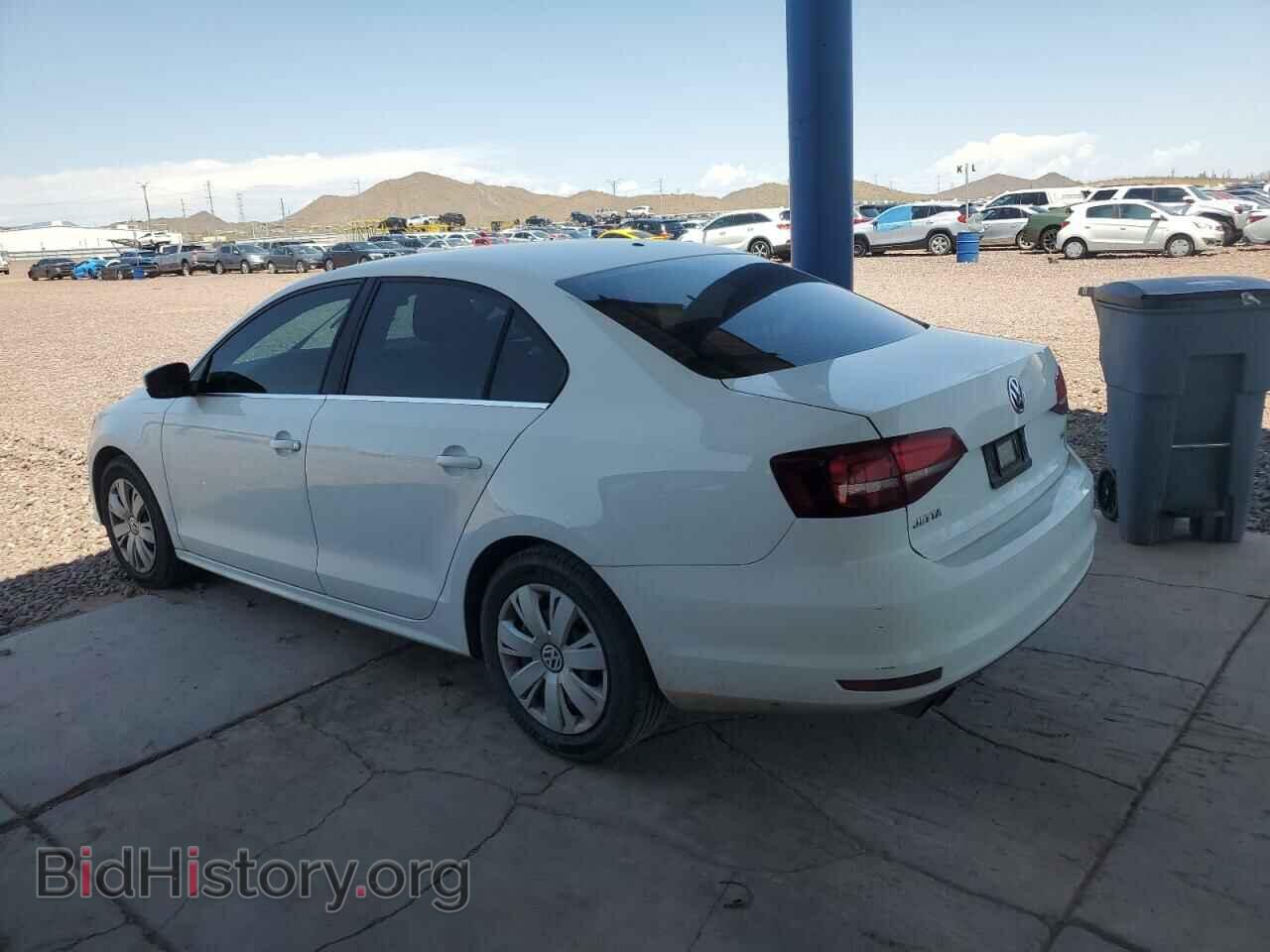 2017 VOLKSWAGEN JETTA - VIN: 3VW2B7AJ4HM315375 - Фото 2