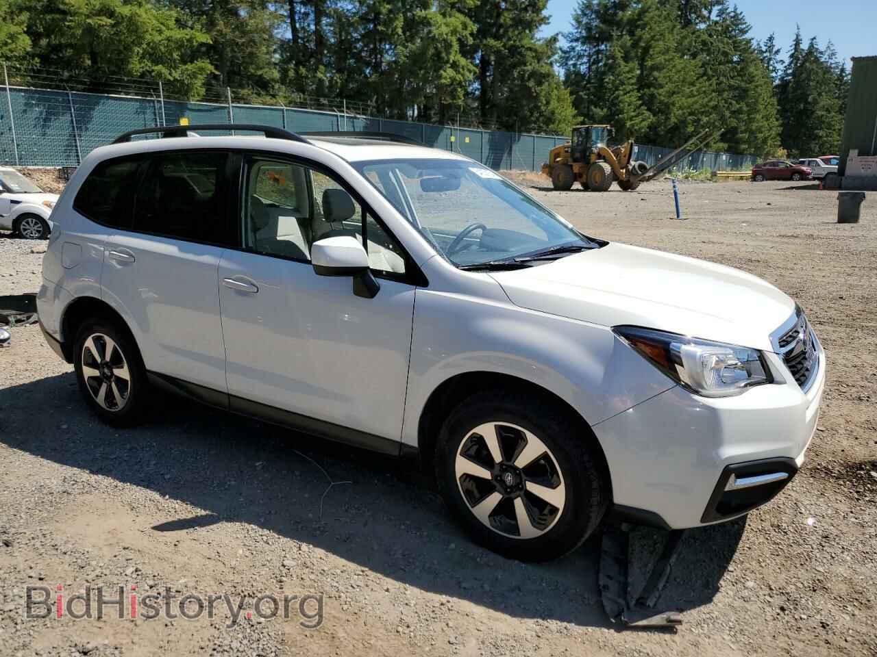 2017 SUBARU FORESTER - VIN: JF2SJAGC9HH459280 - Фото 4