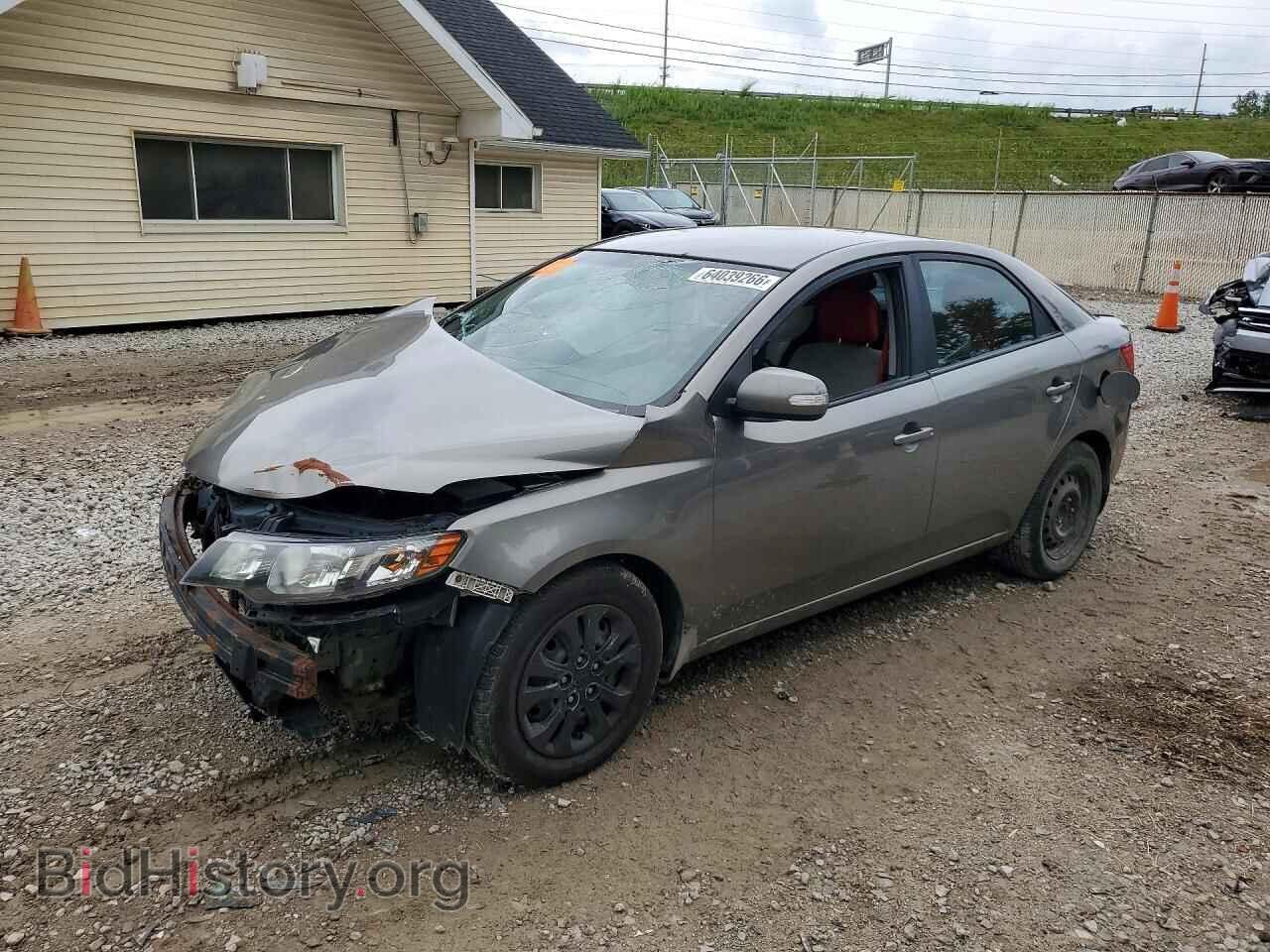 Photo KNAFU4A20A5809943 - KIA FORTE 2010