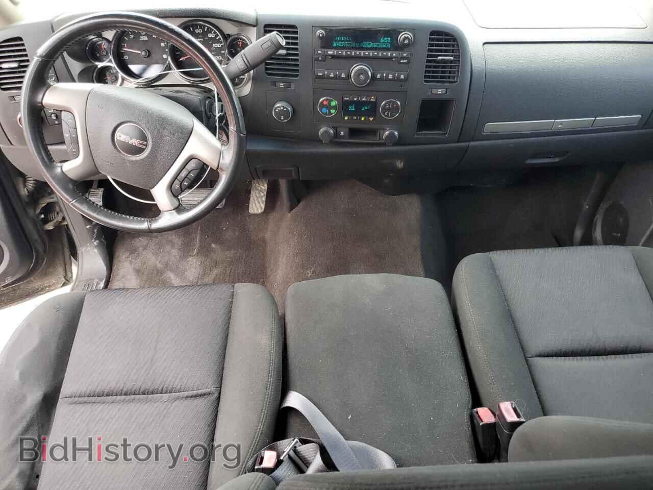 2011 GMC SIERRA - VIN: 1GTR2VE30BZ422320 - Фото 8