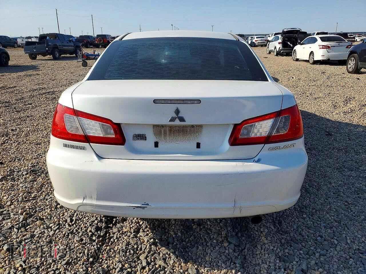 2010 MITSUBISHI GALANT - VIN: 4A32B2FF5AE013628 - Photo 6