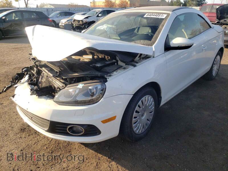 2014 Volkswagen EOS (VIN WVWHD8AH9EV001930) — фото 2 из 10