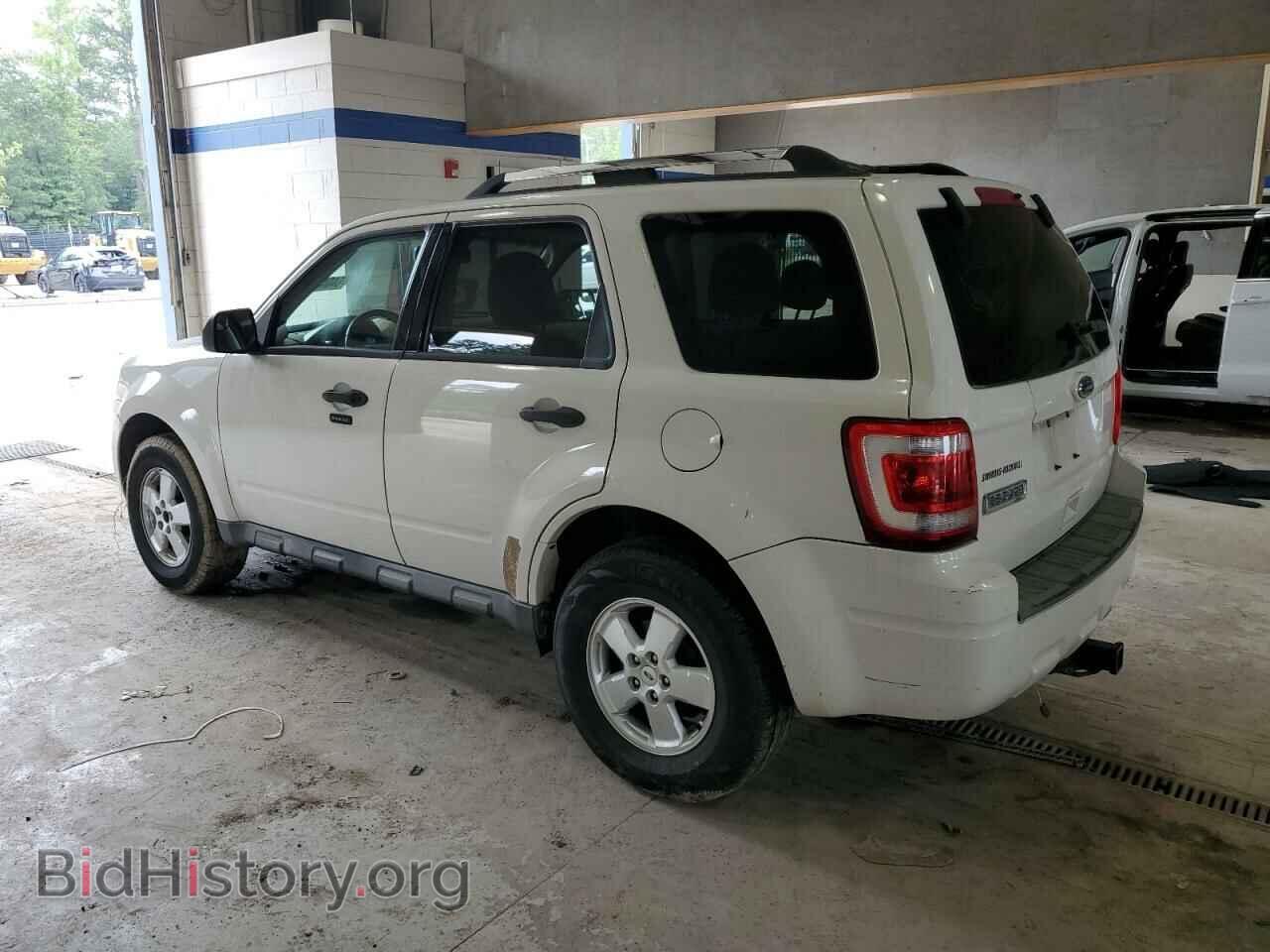 2010 FORD ESCAPE - VIN: 1FMCU0D73AKB51344 - Фото 2