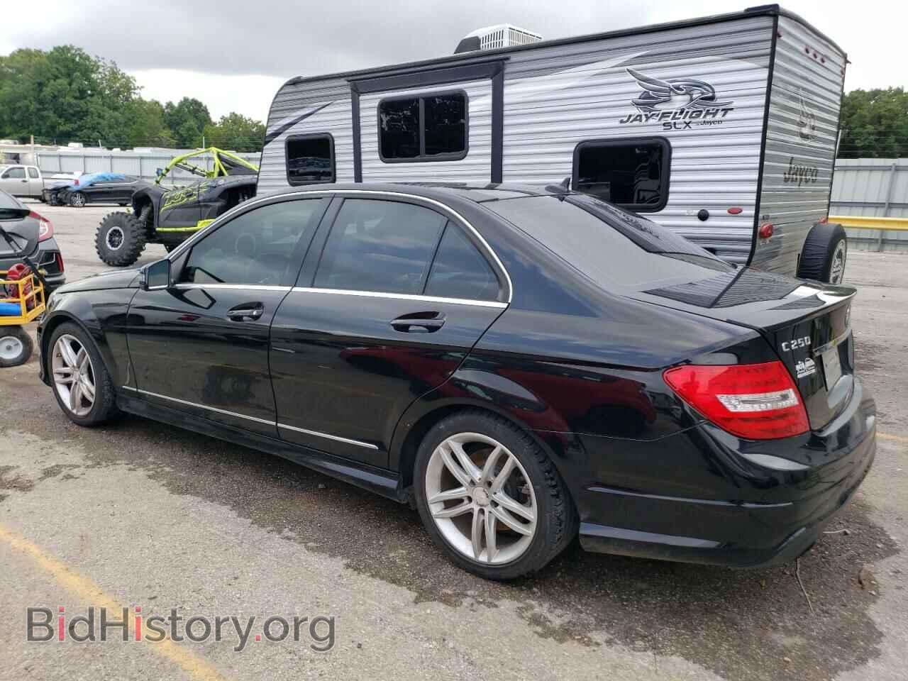 2014 MERCEDES-BENZ C-CLASS - VIN: WDDGF4HB5EA951084 - Фото 2