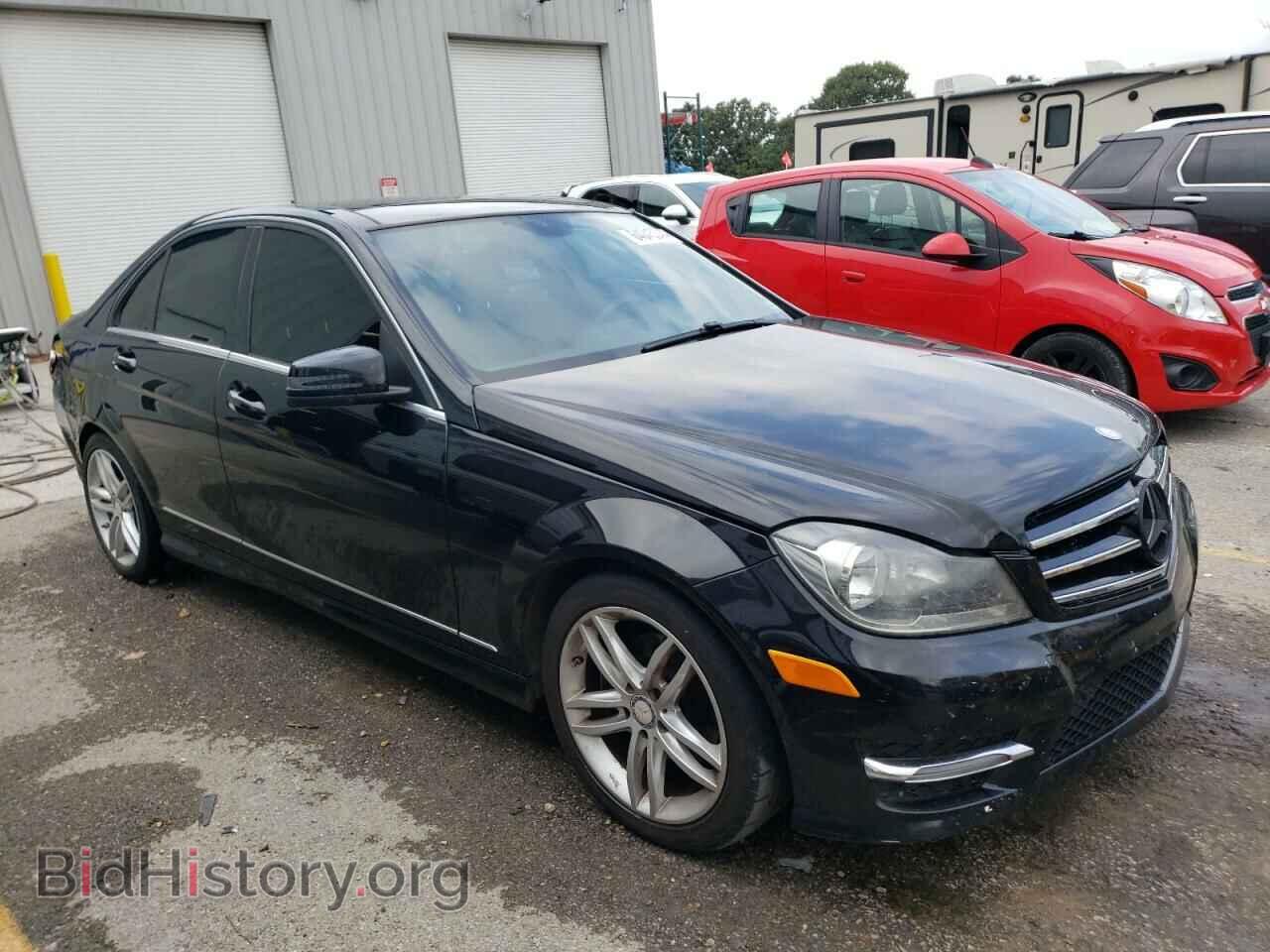 2014 MERCEDES-BENZ C-CLASS - VIN: WDDGF4HB5EA951084 - Фото 4