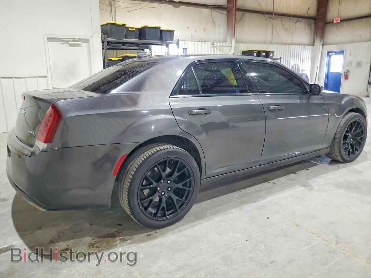 2019 CHRYSLER 300 - VIN: 2C3CCAGG7KH698462 - Photo 3