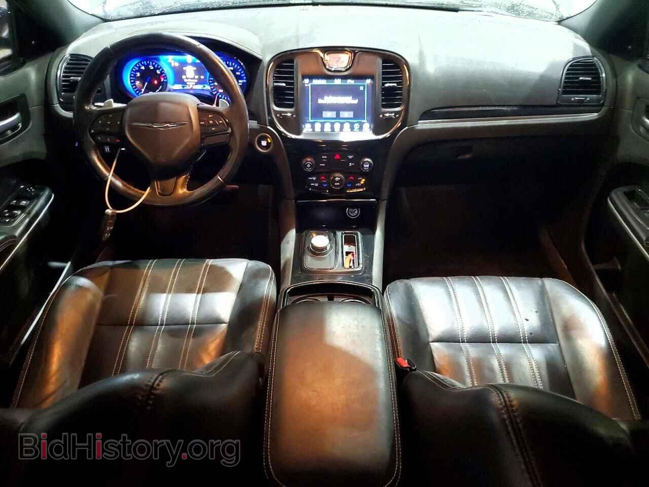 2019 CHRYSLER 300 - VIN: 2C3CCAGG7KH698462 - Photo 8