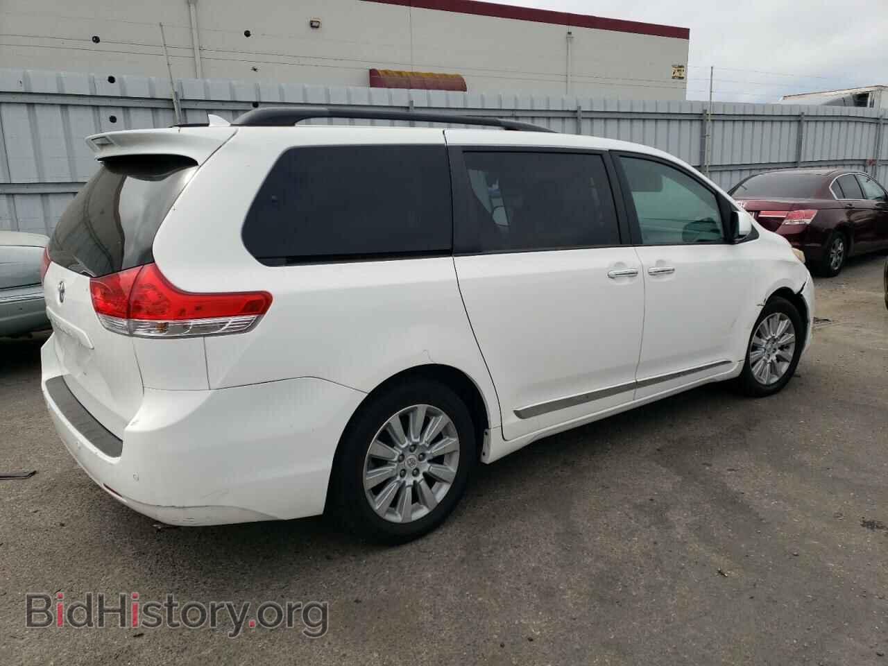 2012 TOYOTA All Models - VIN: 5TDDK3DC1CS040834 - Фото 3