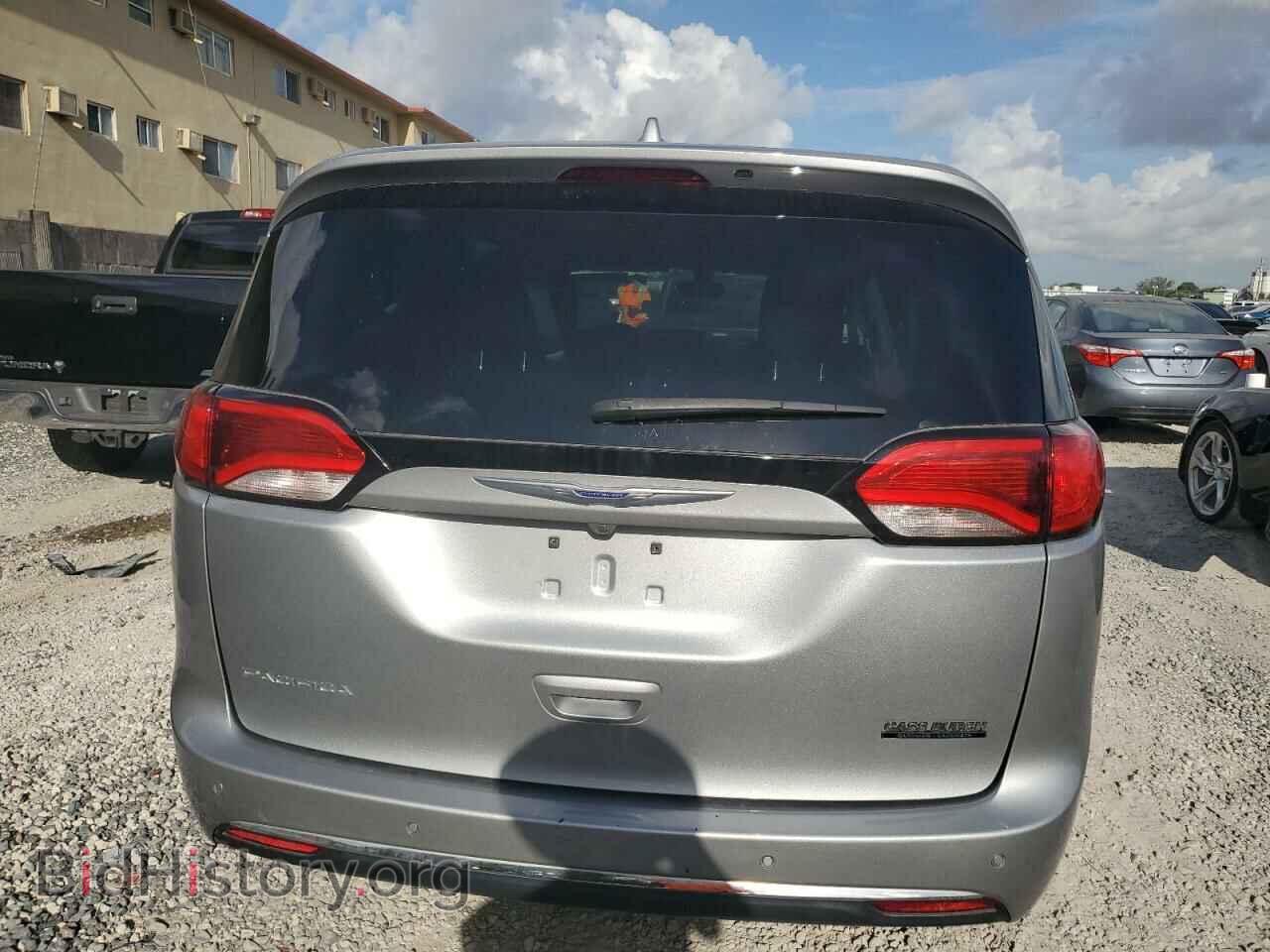 2019 CHRYSLER PACIFICA - VIN: 2C4RC1FG2KR738450 - Фото 6