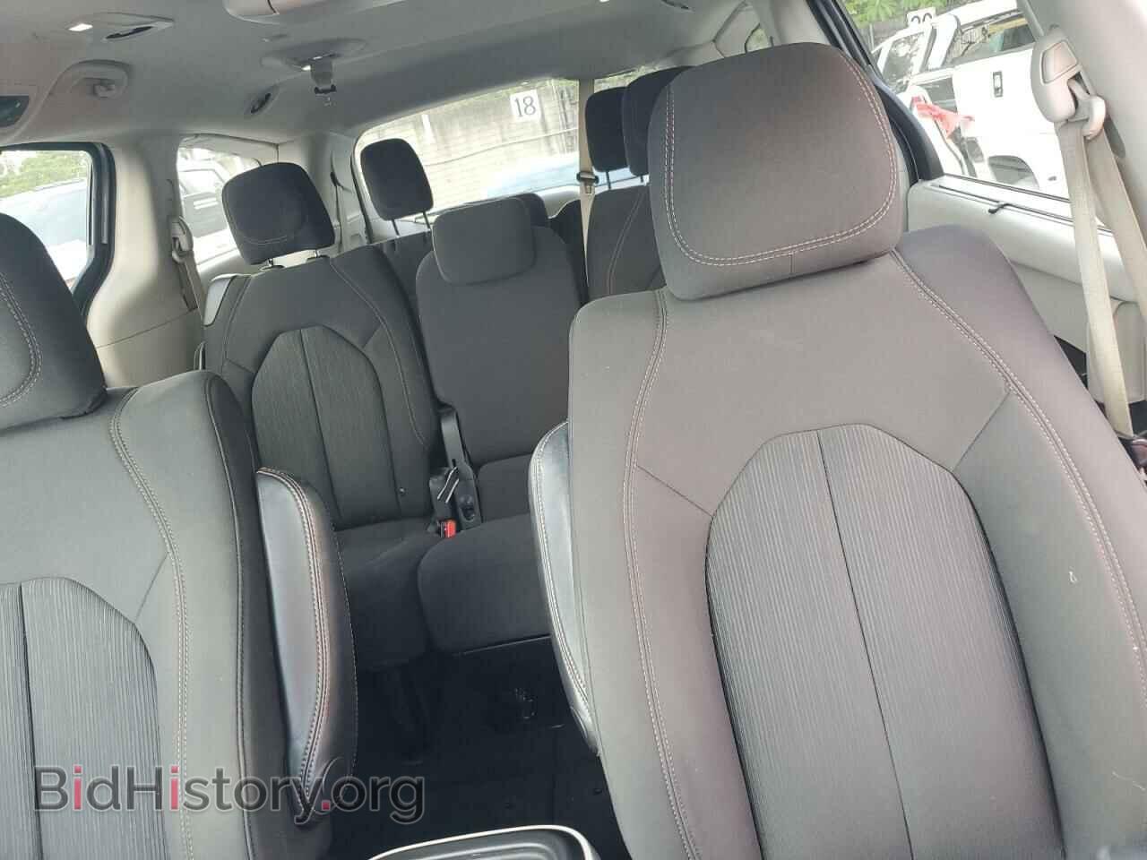 2019 CHRYSLER PACIFICA - VIN: 2C4RC1FG2KR738450 - Фото 10