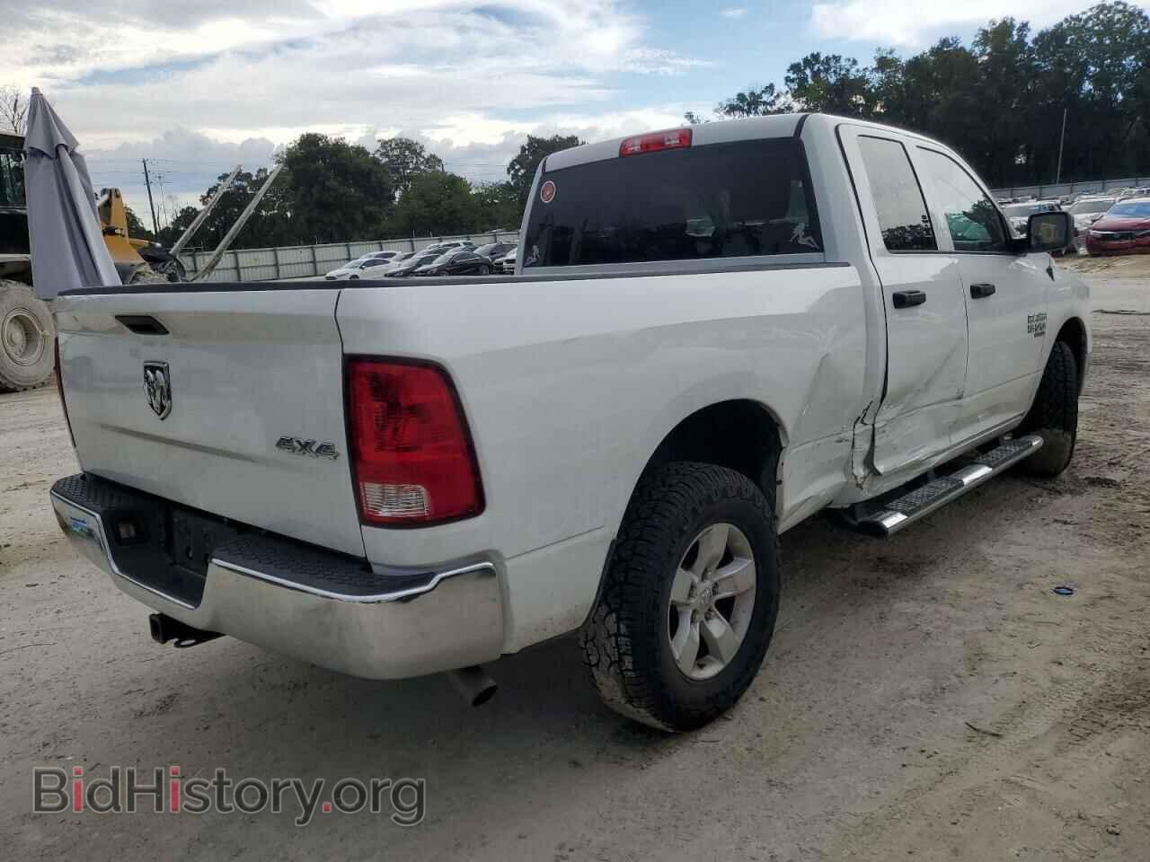 2019 RAM 1500 - VIN: 1C6RR7FG4KS743351 - Фото 3