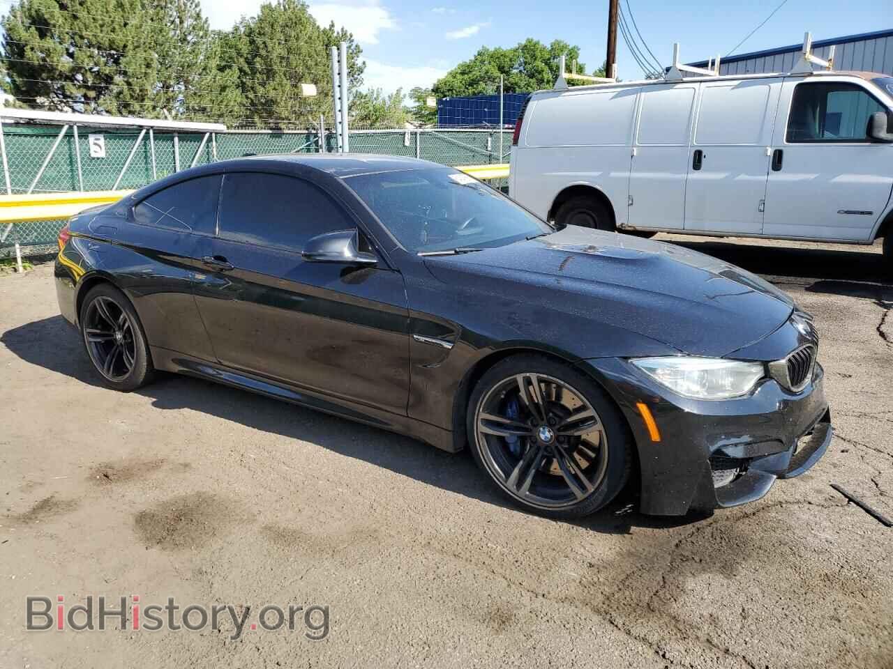 2015 BMW M4 - VIN: WBS3R9C59FK331812 - Фото 4