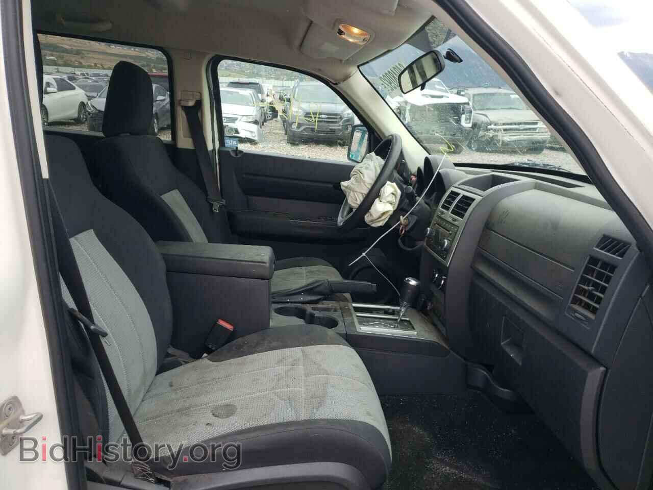 2008 DODGE NITRO - VIN: 1D8GU28K48W179092 - Photo 5
