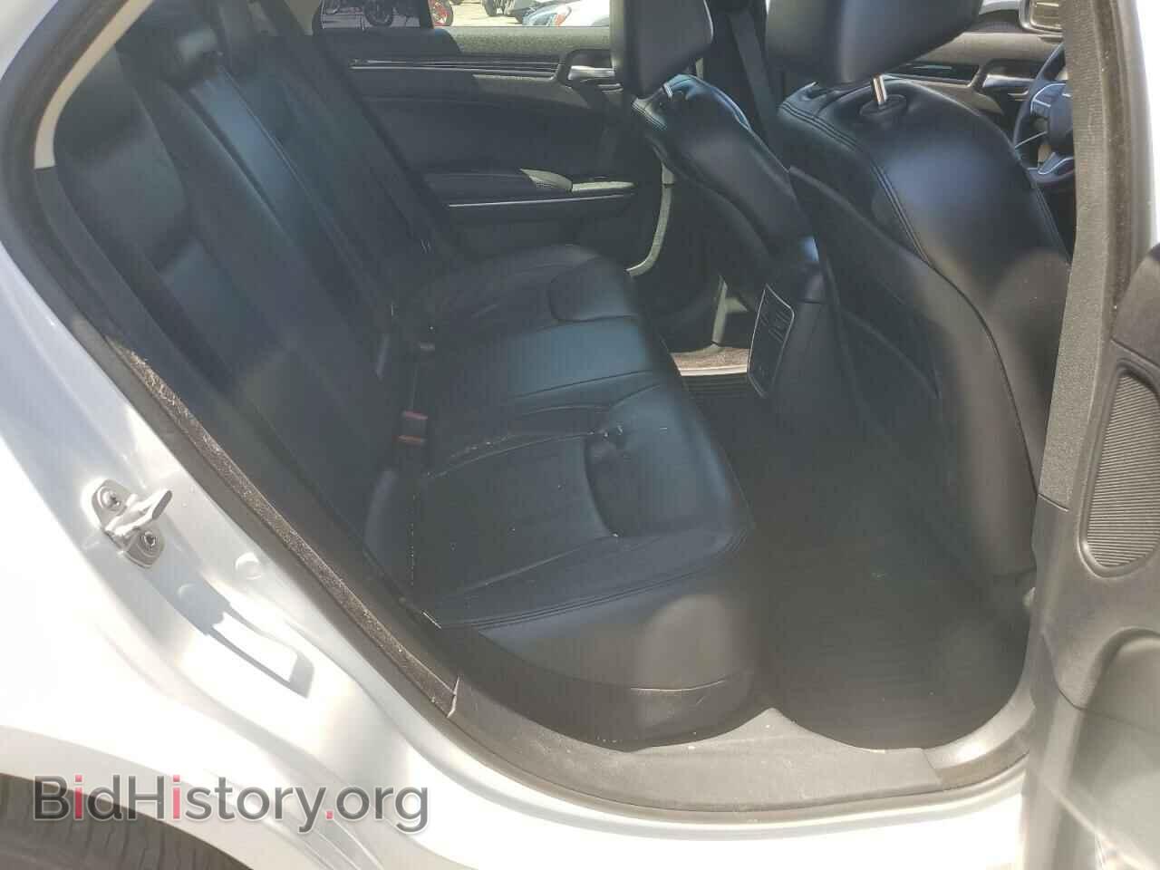 2015 CHRYSLER 300 - VIN: 2C3CCAAG6FH781167 - Фото 10