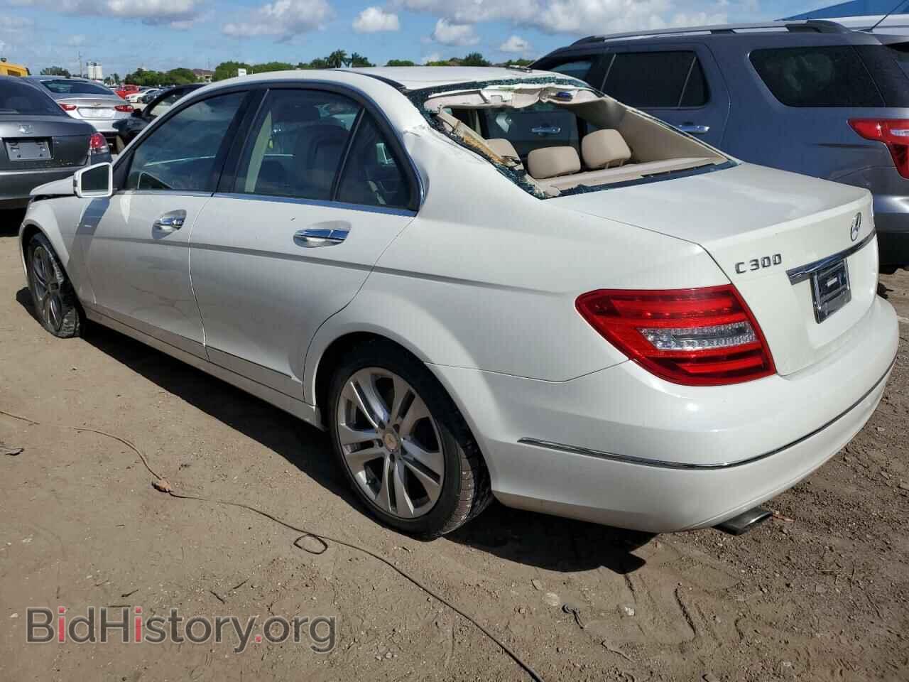 2012 MERCEDES-BENZ C-CLASS - VIN: WDDGF8BB6CA626604 - Фото 2