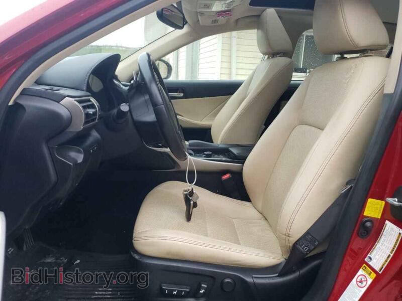 2014 Lexus IS (VIN JTHCF1D22E5010051) — фото 7 из 12
