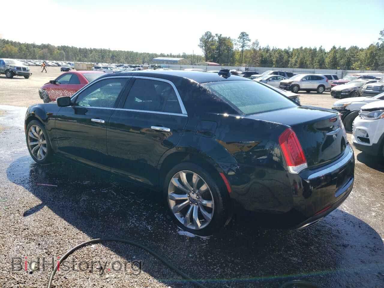 2019 CHRYSLER 300 - VIN: 2C3CCAEG8KH689711 - Фото 3