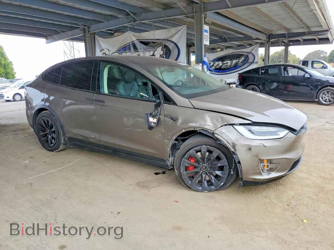 2016 TESLA MODEL X - VIN: 5YJXCBE41GF000677 - Photo 4